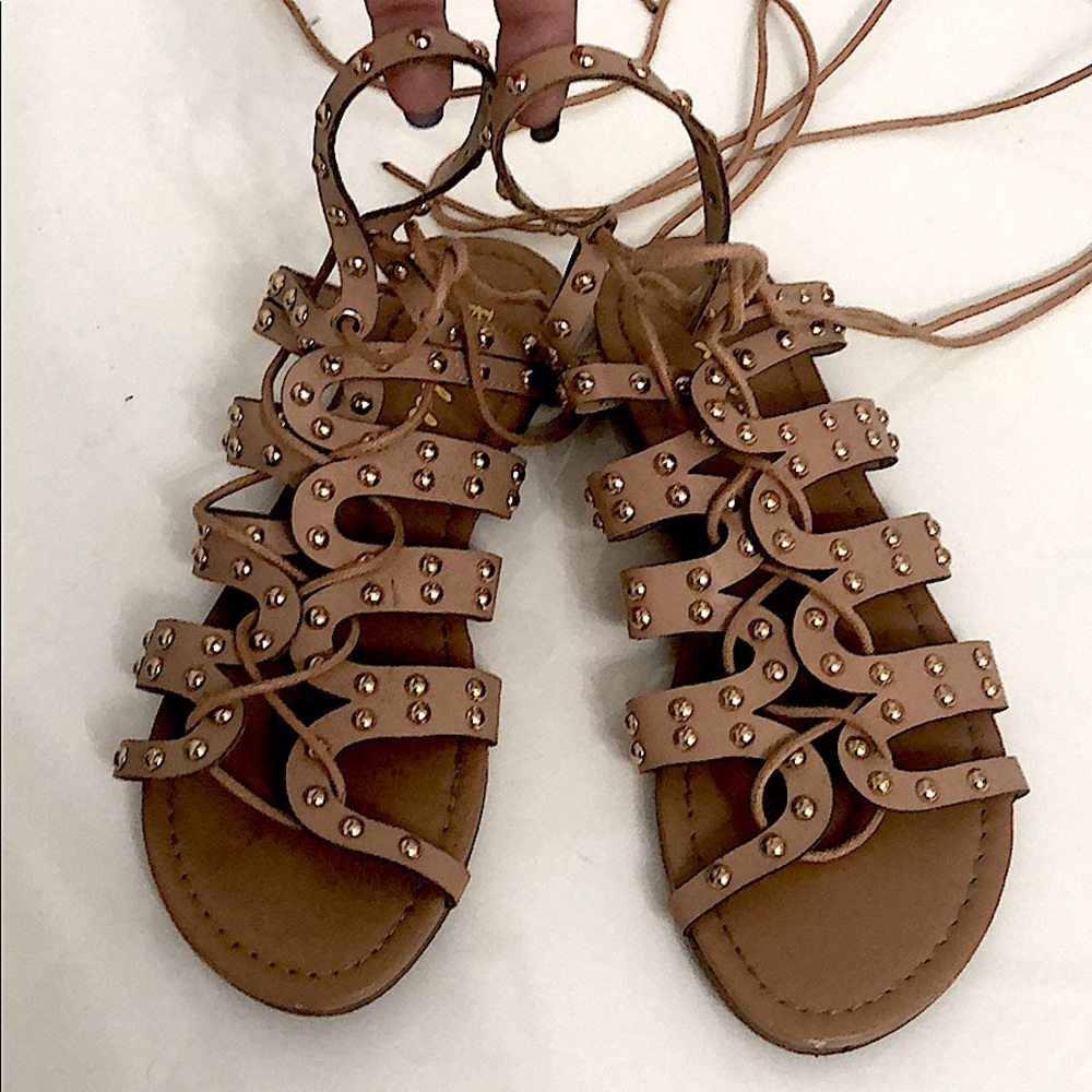 Bonnibel nude sandals with gold circle studs